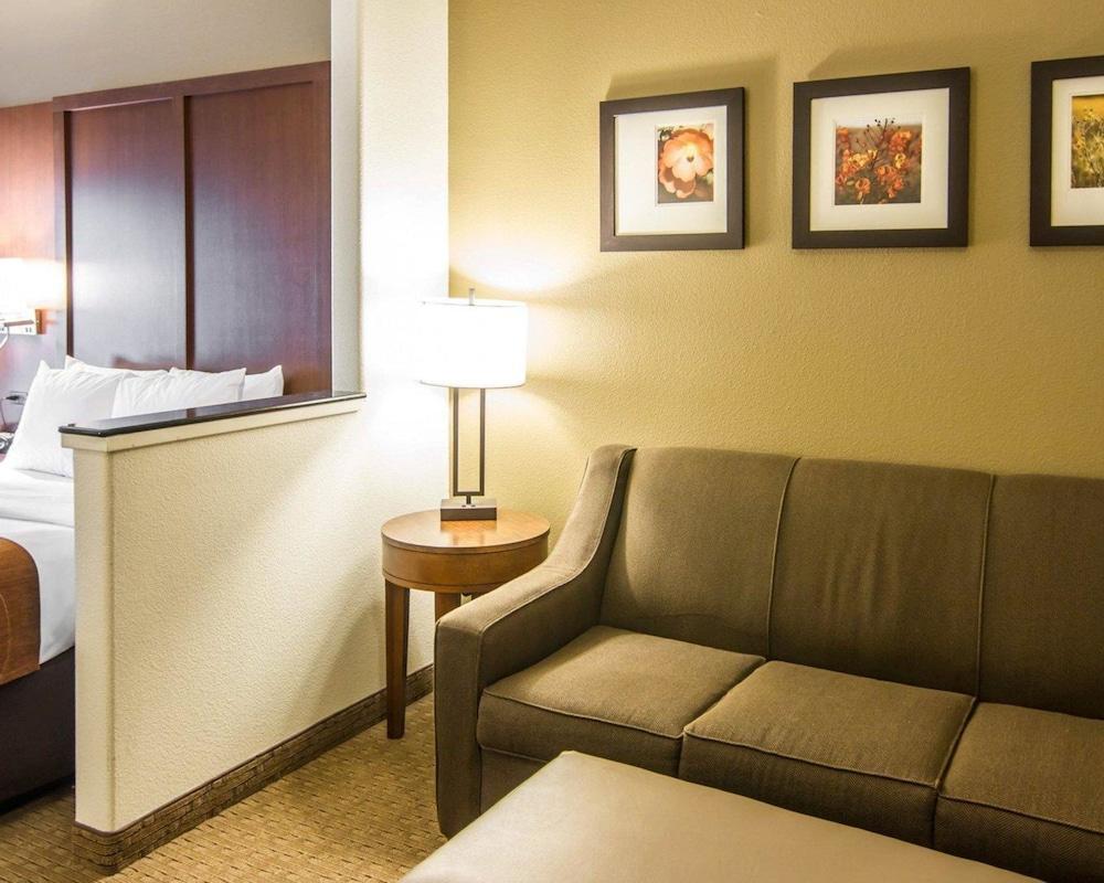 Comfort Suites Маршалл Екстер'єр фото