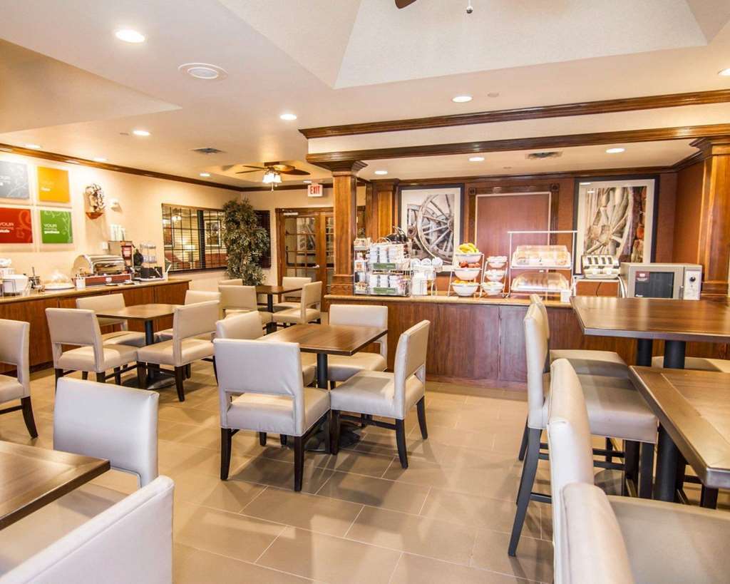 Comfort Suites Маршалл Ресторан фото